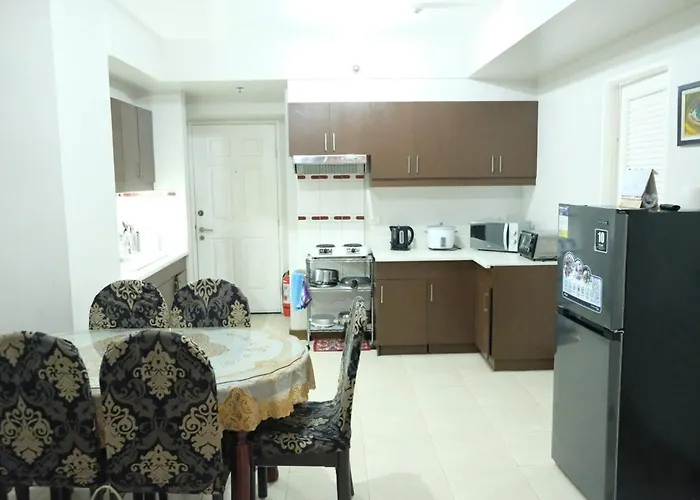 Impressive Two Bedroom Near Conveniences Apartment