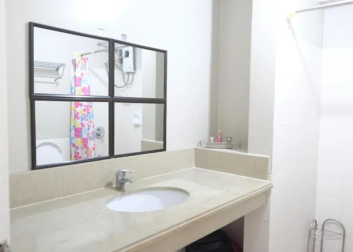 Impressive Two Bedroom Near Conveniences * Manila