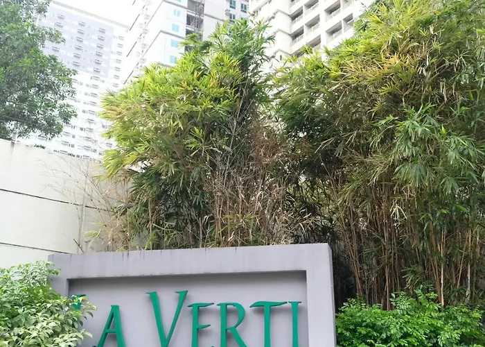 Impressive Two Bedroom Near Conveniences Manila